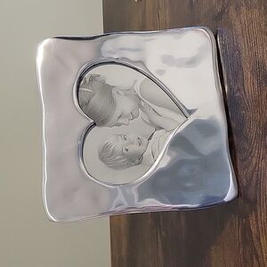 Open Heart Aluminum Frame